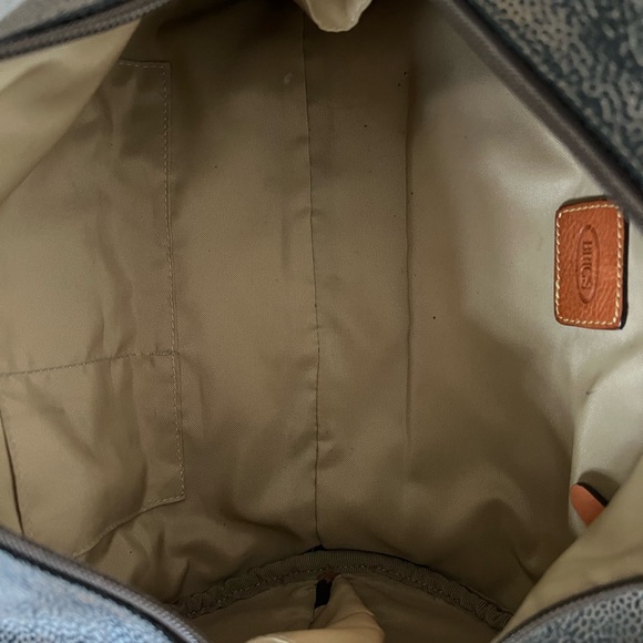 Bric’s small leather handbag - Picture 7 of 7